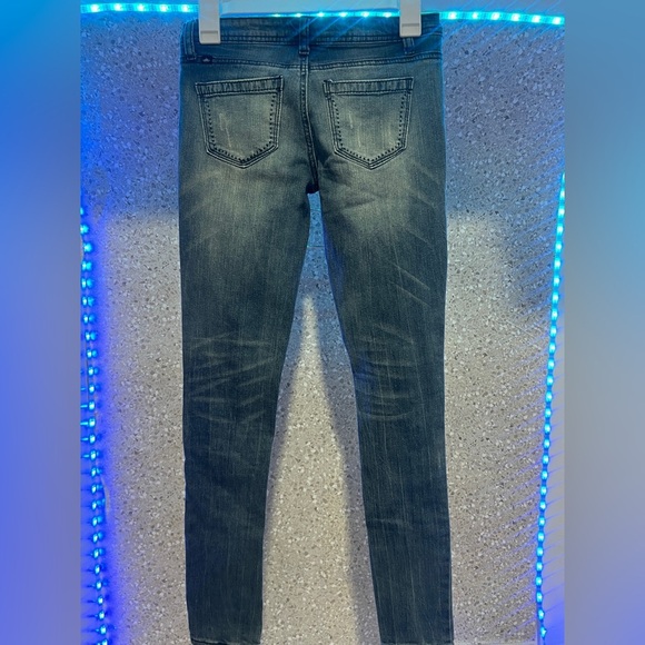 Almost Famous Blue Skinny Jeans with Fashionable Distressing - Picture 8 of 8